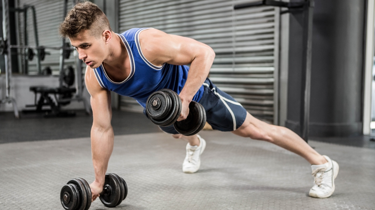 10 Weighted Ab Workouts That Transform Your Core In 2025